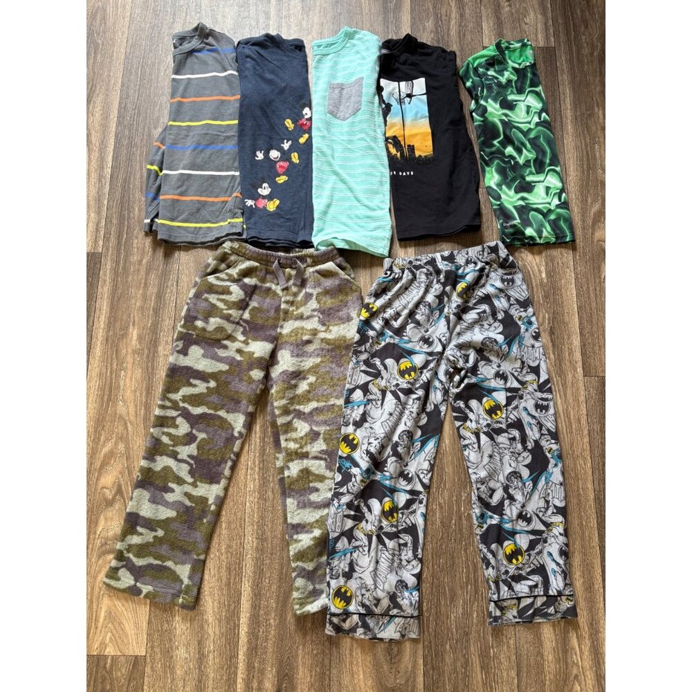 BOYS SIZE 8 - MIXED RELAX BUNDLE 7 PCS PAJAMAS SHORT SLEEVE MICKEY MOUSE CAMO